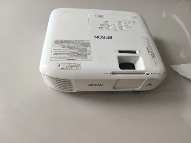 Projetor Epson PowerLite E20 - Foto 3
