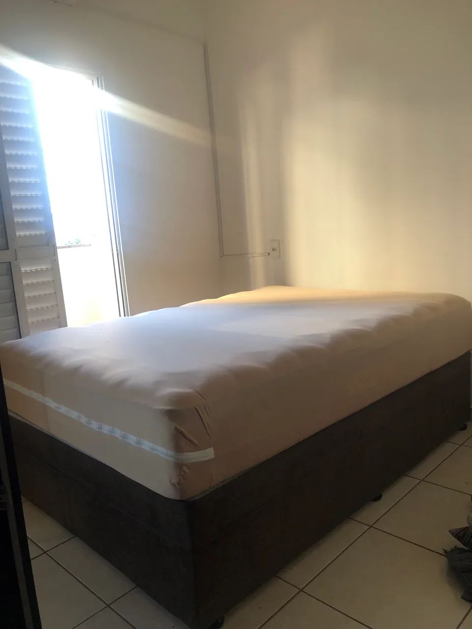 CAMA COM COLCHÃO VAN GOGH NOVINHO - Foto 3