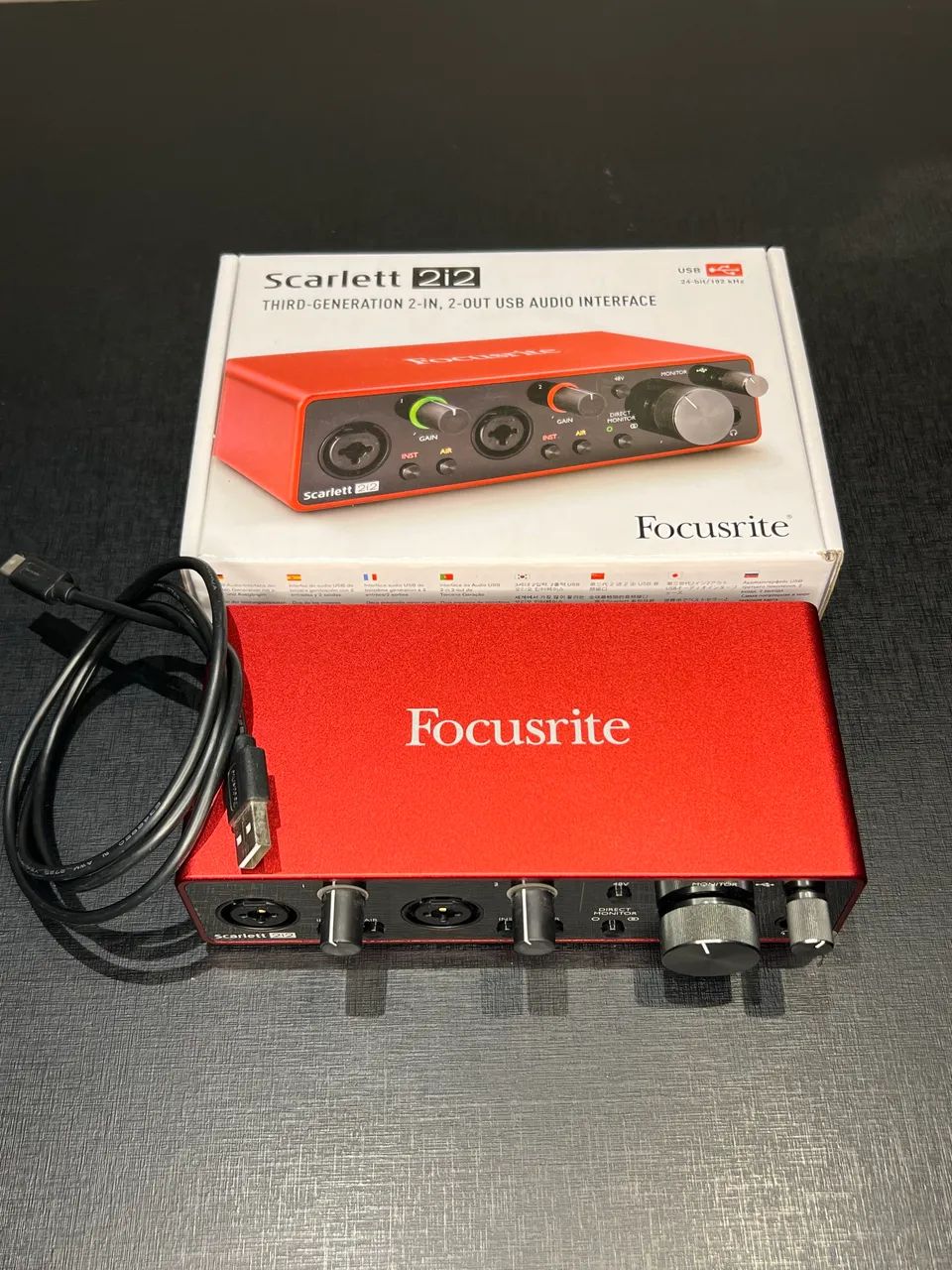 Focusrite Scarlett 2i2 (3ª geração) Interface de áudio