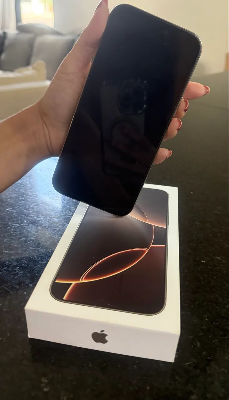 Vendo IPhone 16 pro Max semi novo  - Foto 5