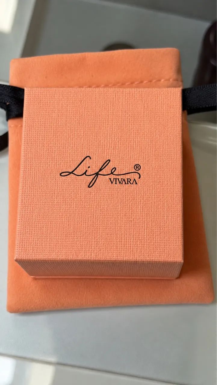Aliança com solitário vivara life prata 925 - Foto 4