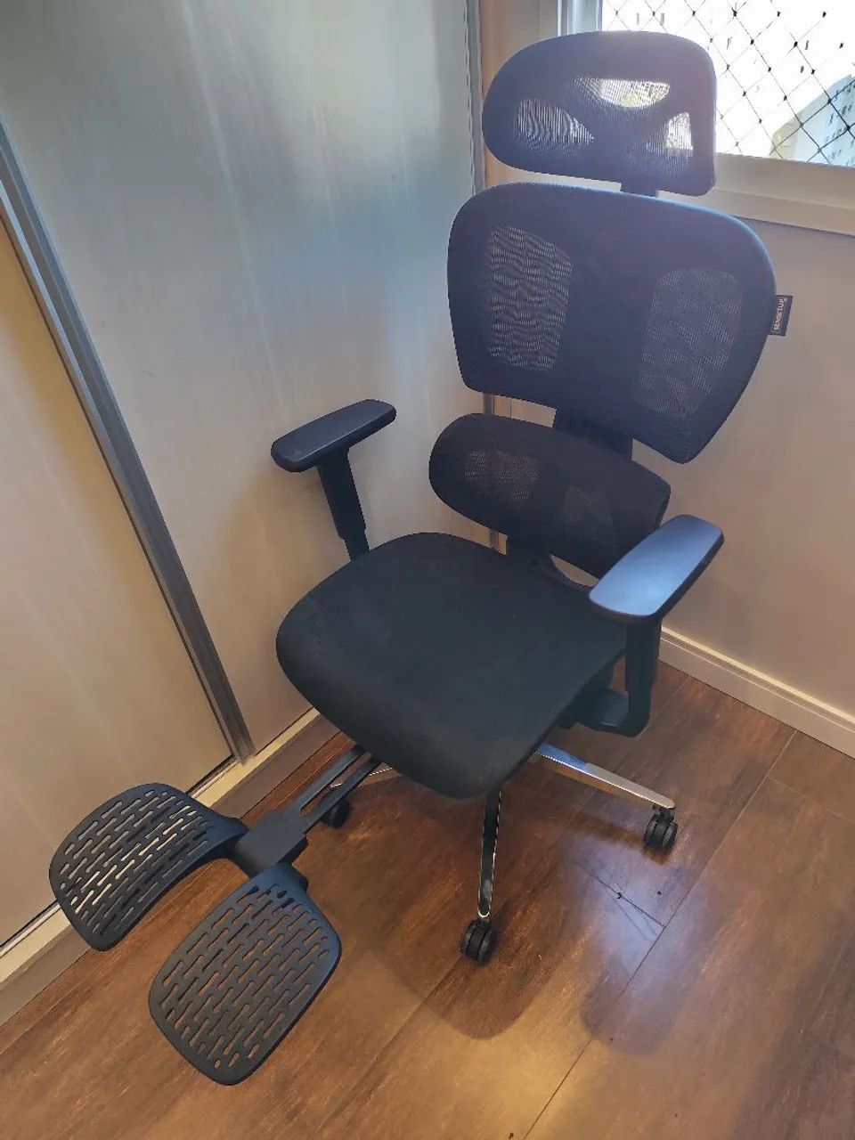 Cadeira Escritório Presidente Ergonômica Sensetup Cosy T03 + Apoio de Lombar e Pés - Foto 2