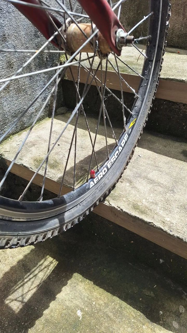 bicicleta aro 26 vermelha  - Foto 5