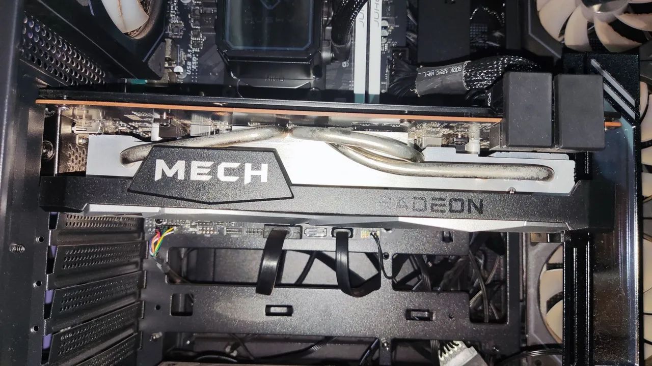 RX 6750 XT - Foto 2
