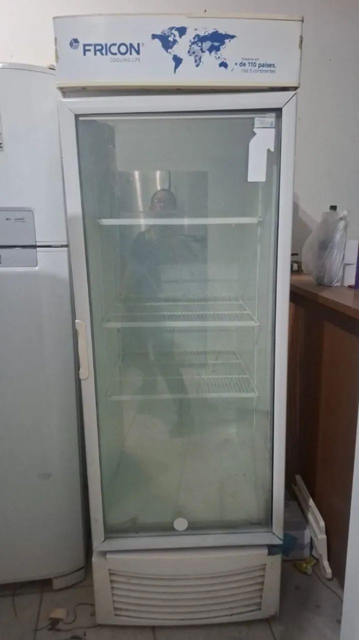 Geladeira expositora 