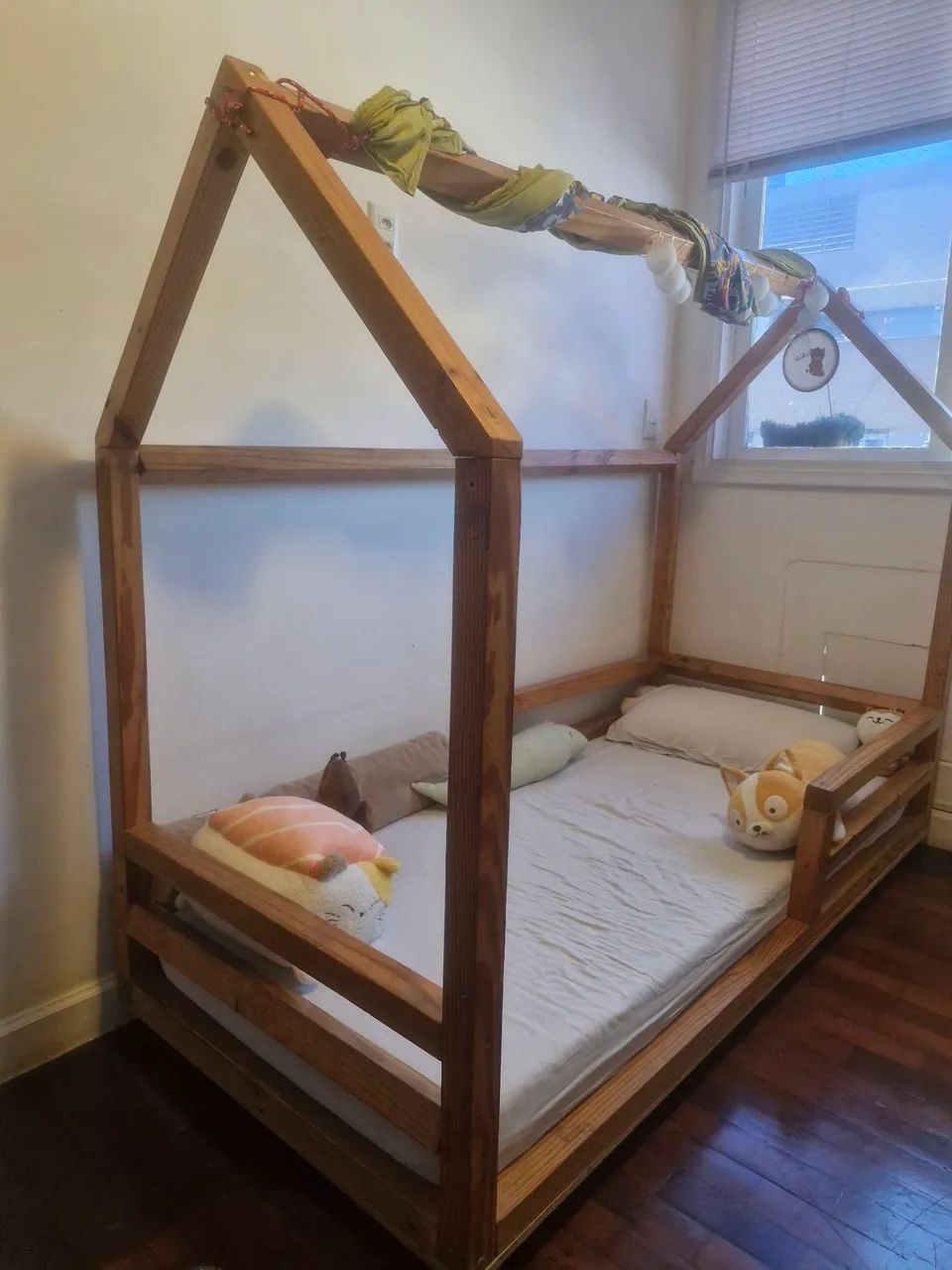 Cama solteiro, tipo casinha. - Foto 2