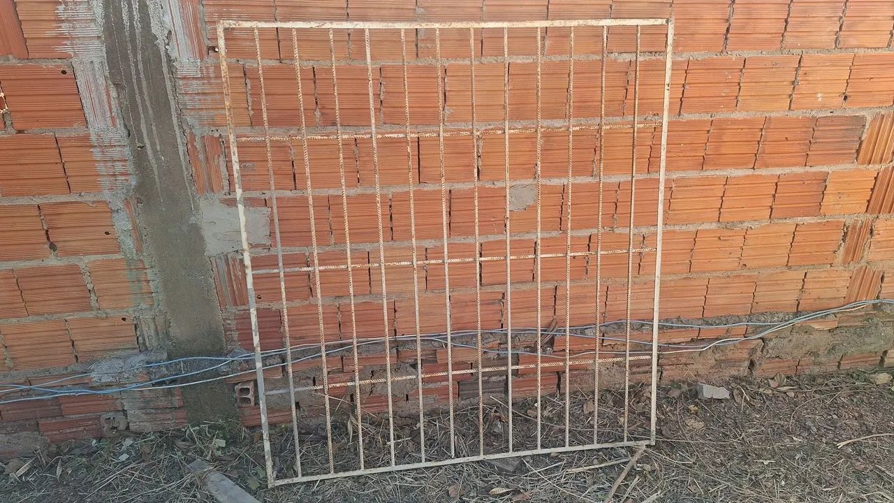 Janelas usadas com pequenas avalias - Foto 2