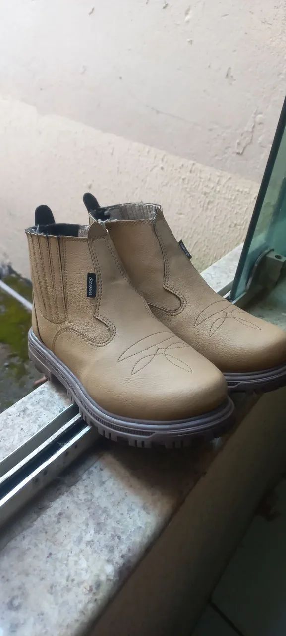 Butina 36 e 37 novo nunca usado, tô vendendo..