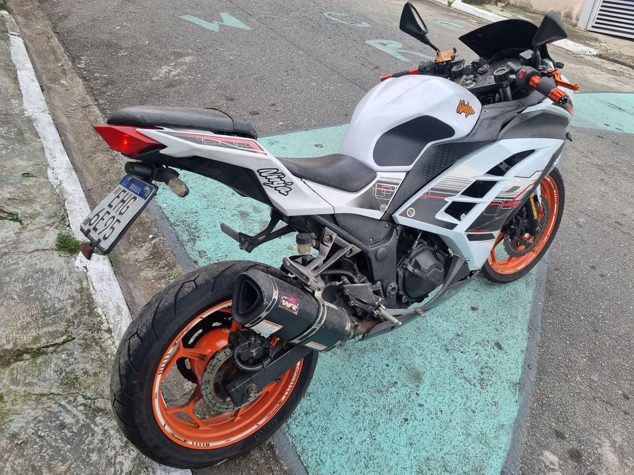 Ninja 300 - Foto 2
