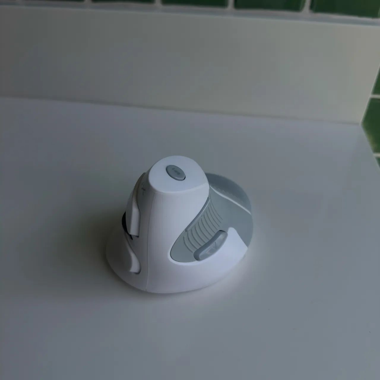 Mouse Ergonômico Vertical Laser Usb 3d 1200 Dpi - Delux M618 - Foto 2