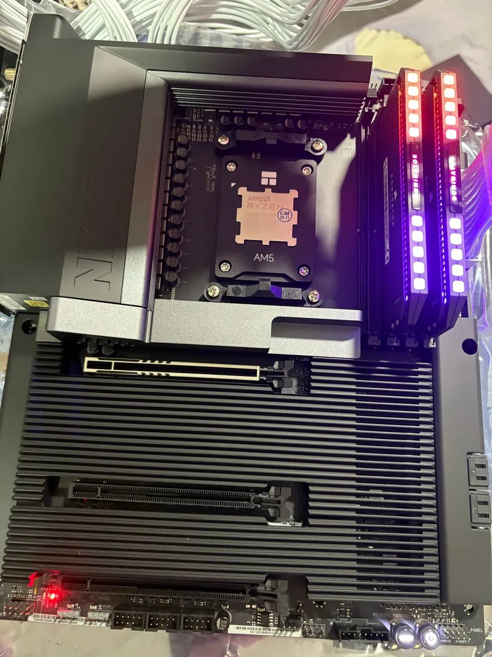 RYZEN 7 7700  (USADO)