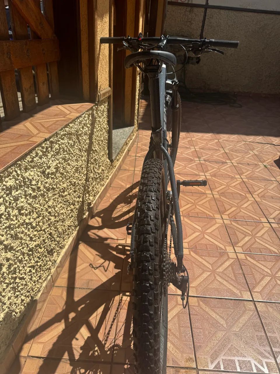 Bicicleta Sense React  (Impecável) - Foto 4