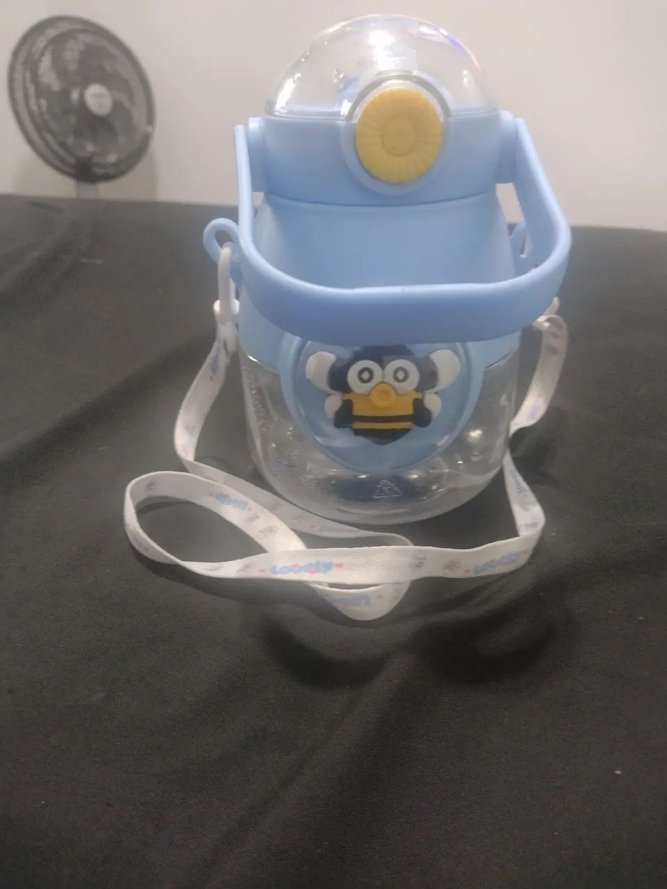 Garrafa squeeze de plástico infantil 800 ml  - Foto 3