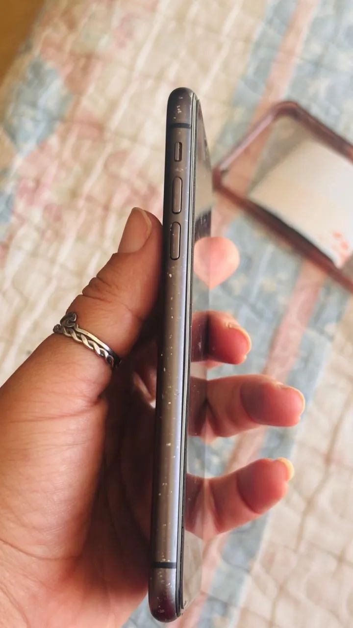 iphone 11 (semi novo) - Foto 5