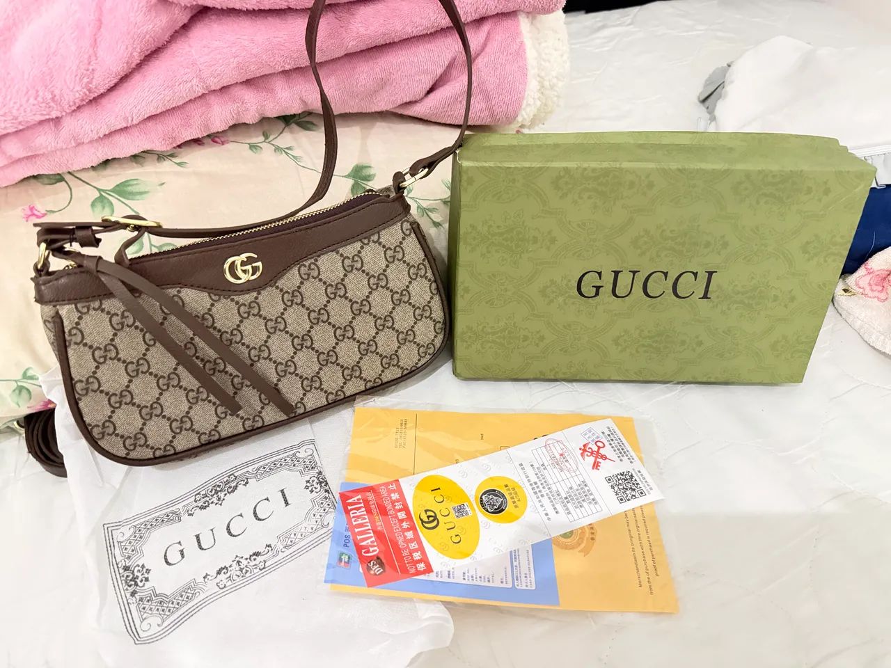 Bolsa gucci ombro nova
