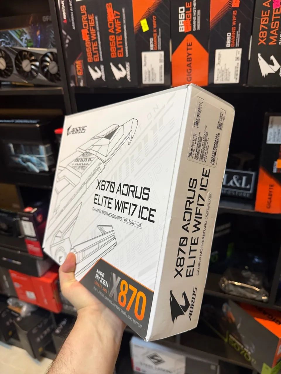 PLACA MAE X870 AORUS ELITE WIFI7 ICE (nova) - Foto 2