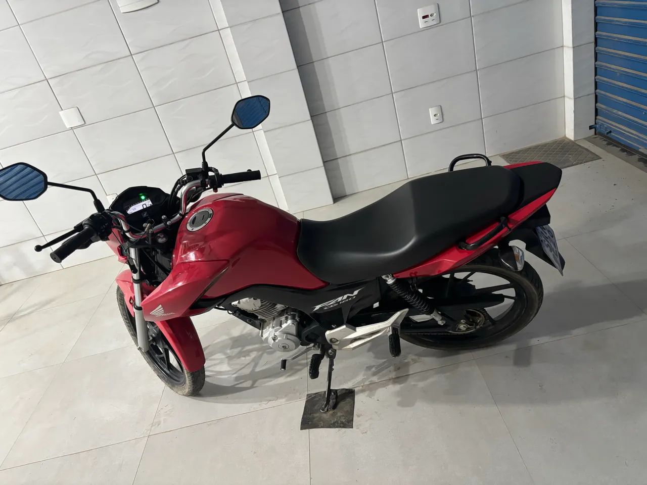 Honda CG 160 Fan 2024/24 - Apenas 4.197 km - Estado de Zero - R$ 18.800