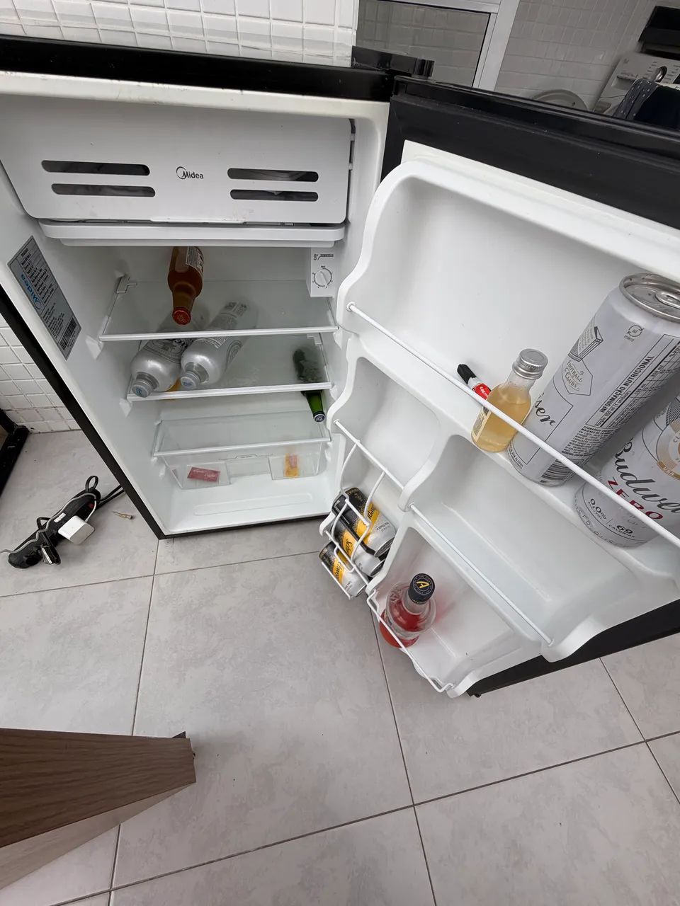 Frigobar Midea 93L - Foto 5