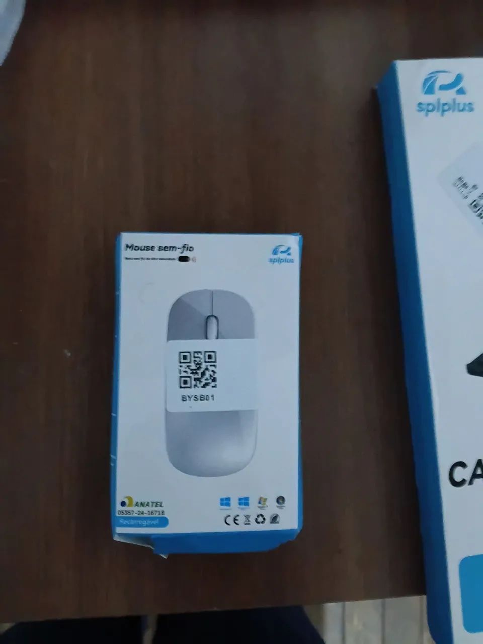 Capa protetora com teclado e mouse sem fio - Foto 4