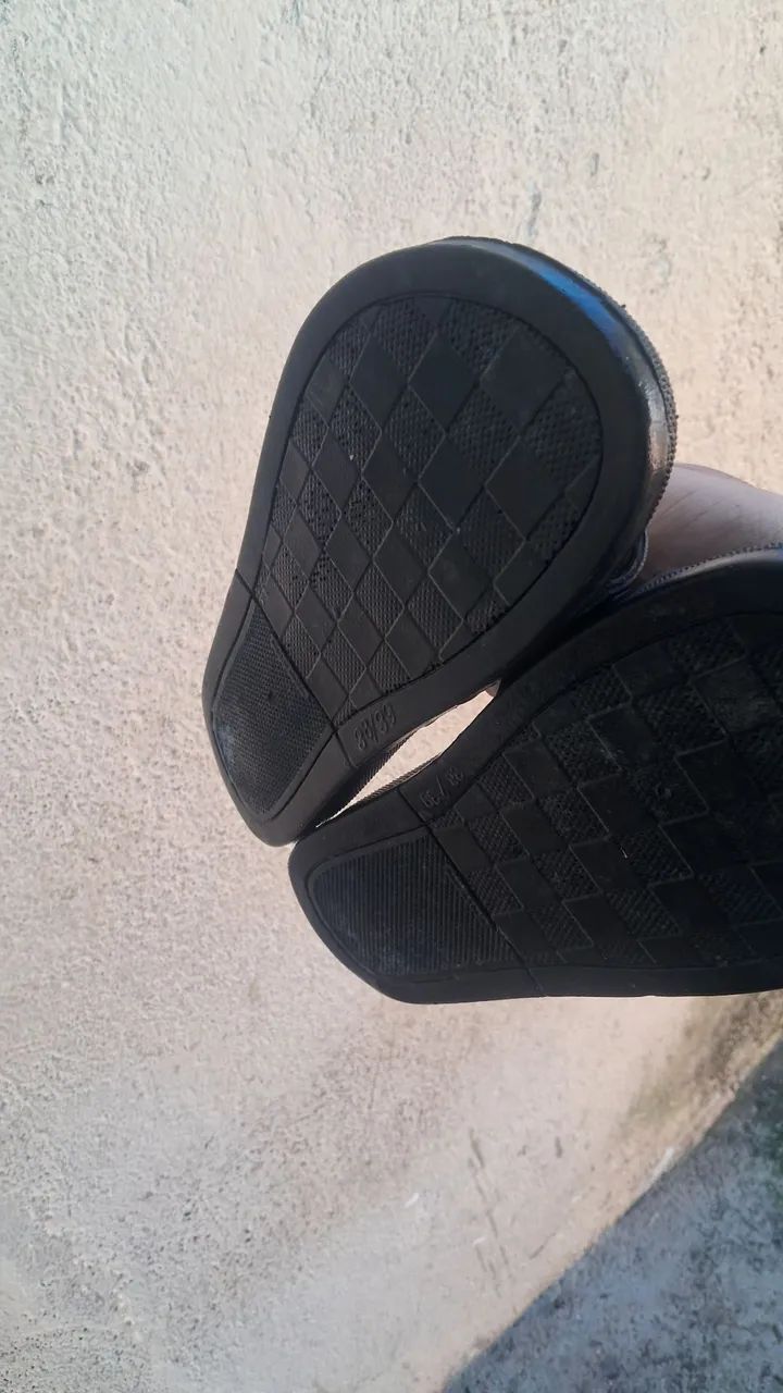 Chinelo Hugo boss - Foto 3