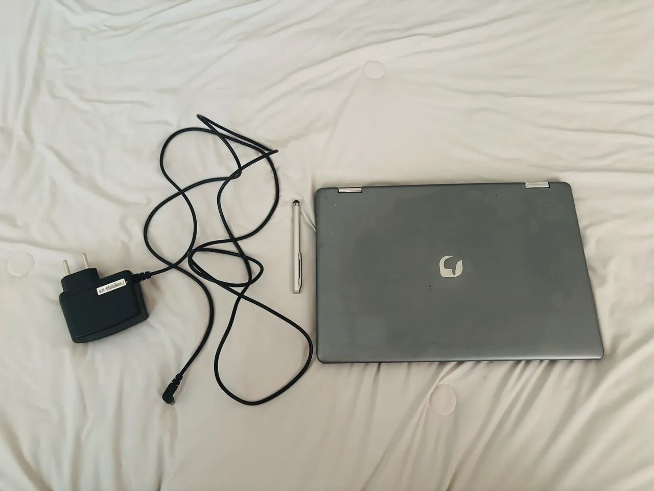 Notebook 2 em 1 com todos os acessórios  - Foto 5
