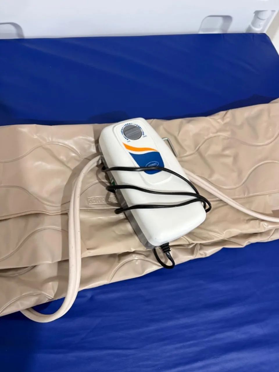 Cama Hospitalar Elétrica Motorizada Completa com Colchão - Foto 4