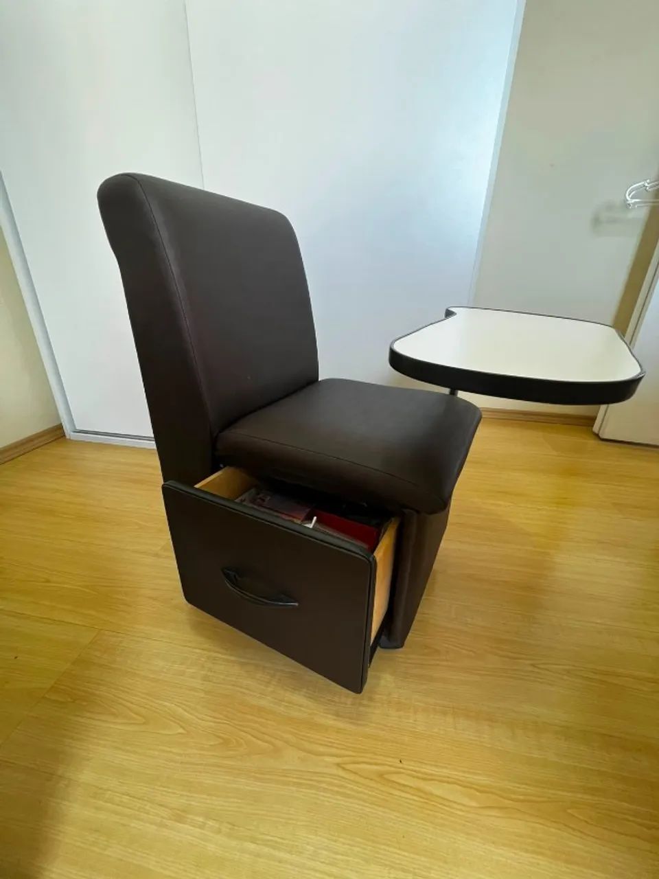 Cadeira para manicure - Foto 2