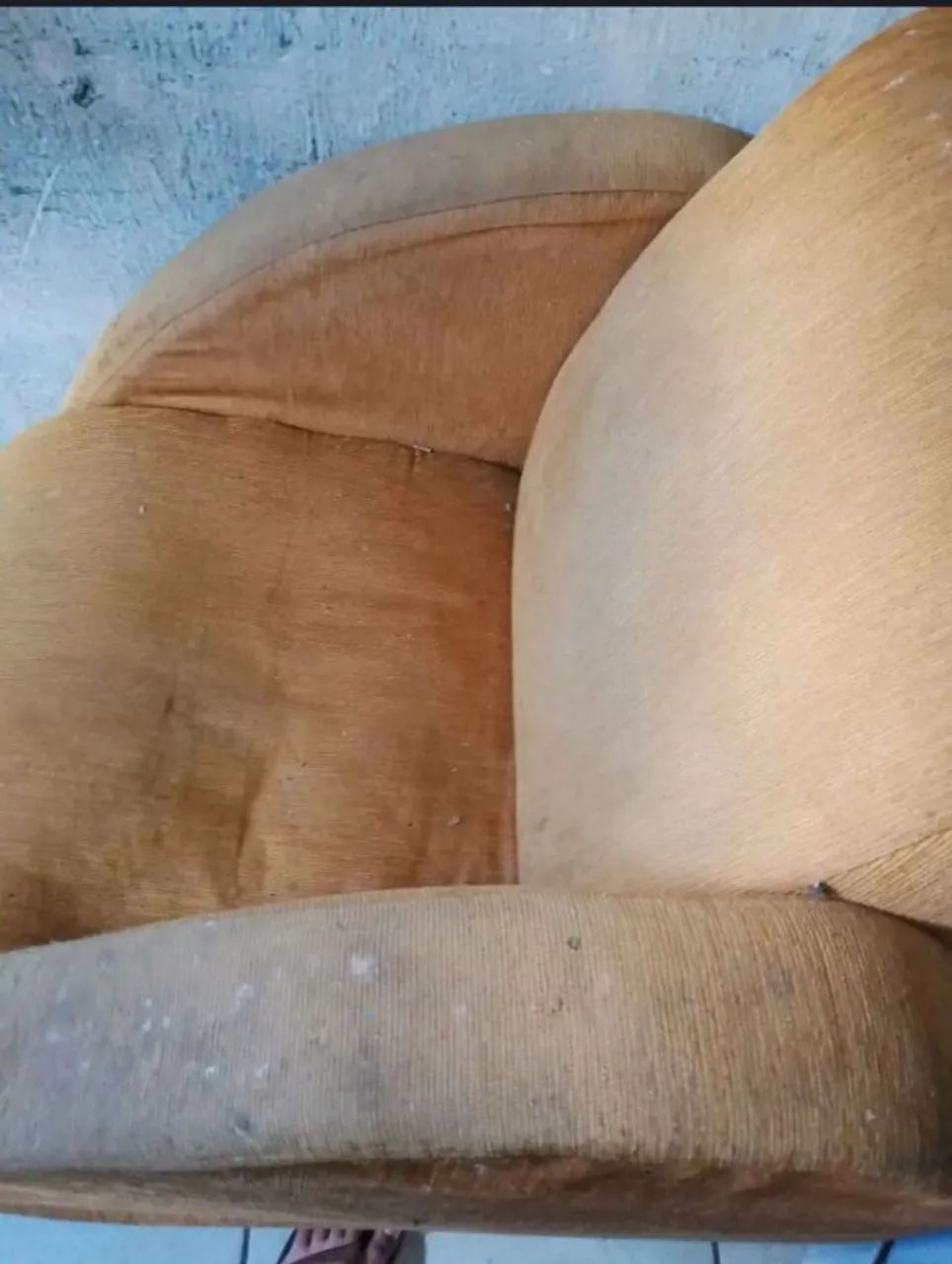 Poltronas 80 cada