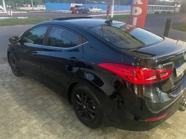 Hyundai Elantra 2.0 16V FLEX AUT. 2015