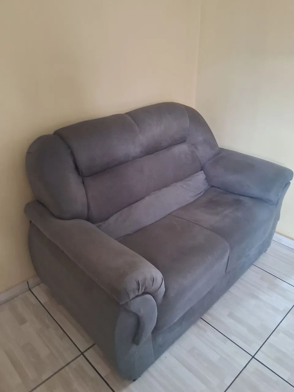 Sofá 2 lugares 