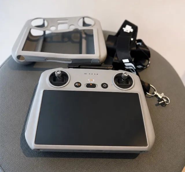 DJI Mini 4 Pro Fly More Combo + Acessórios Originais | Novíssimo - Foto 2