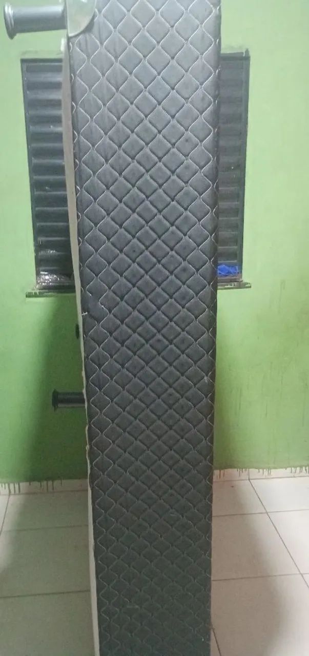 Base de cama box quebra galho Bem conservada