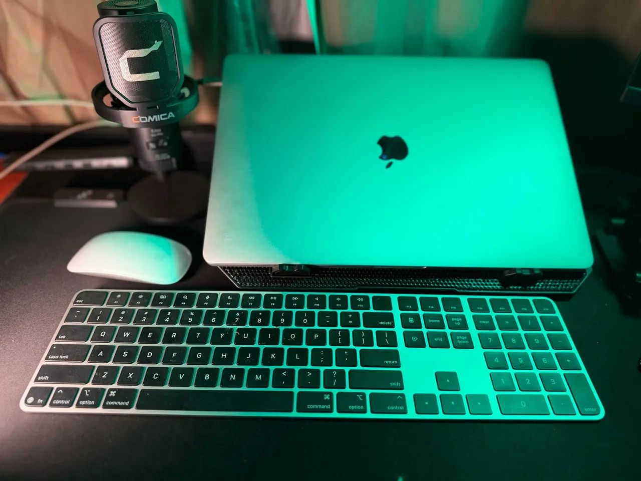 MacBook Pro i9. 16/256