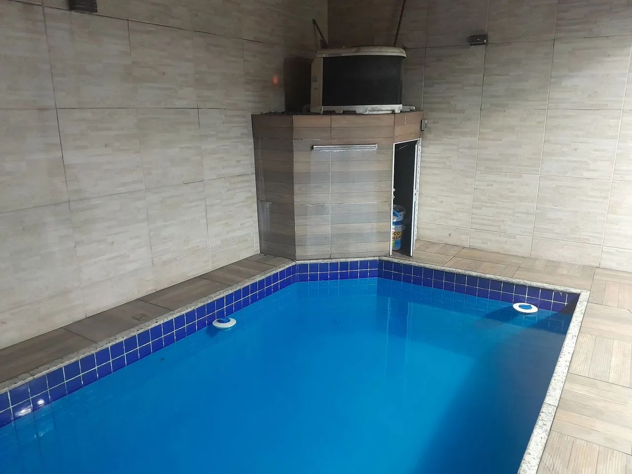 Piscina aquecida e churrasqueira em Praia Grande, no bairro Guilhemina  - Foto 3