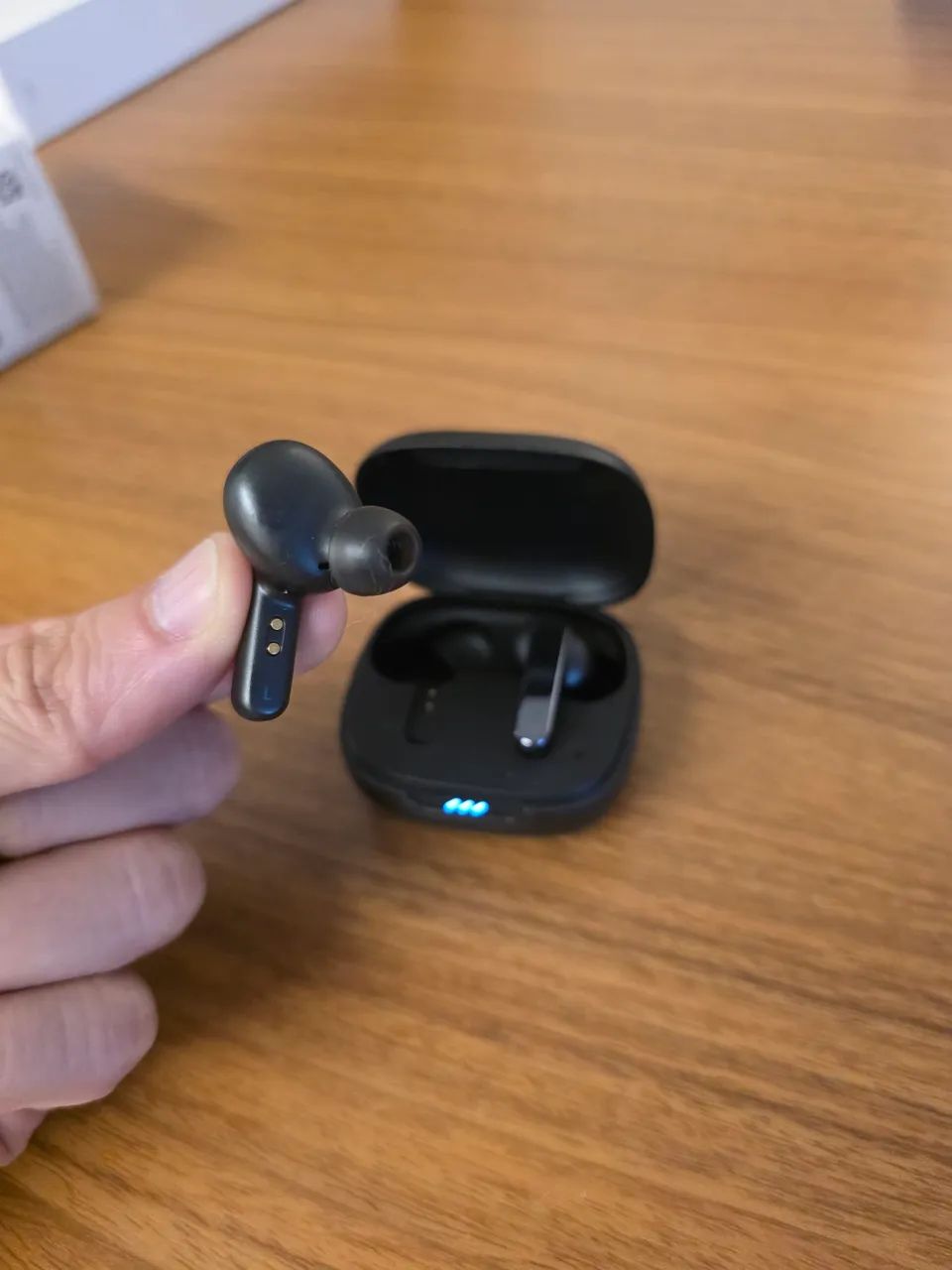 Fone Bluetooth JBL Live Pro 2 TWS - Cancelamento de Ruído - Foto 2