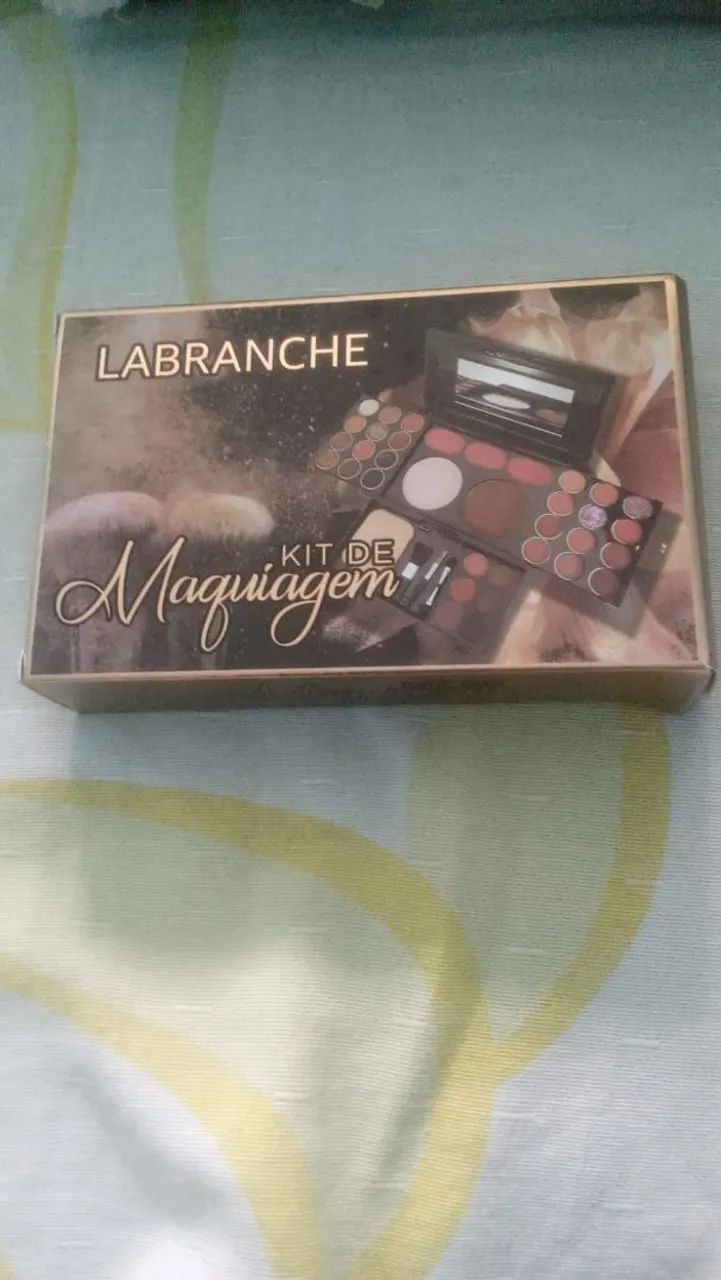 Vendo maquiagens dois kit - Foto 2