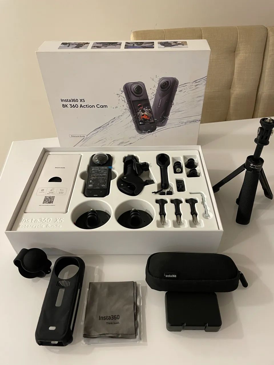 Insta 360 X5 - Foto 2