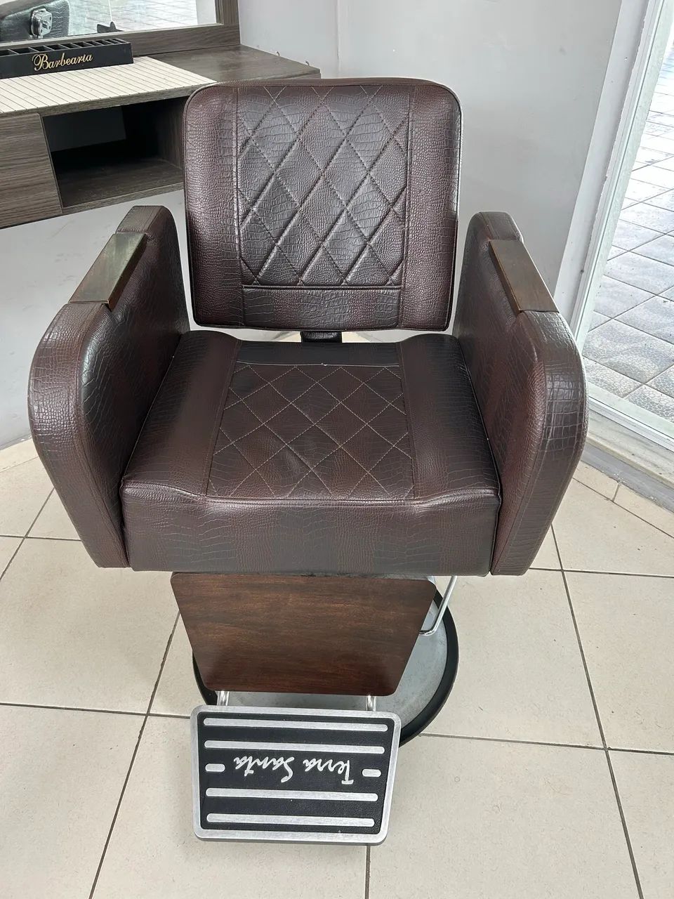 CADEIRA DE BARBEIRO 473718076705361921