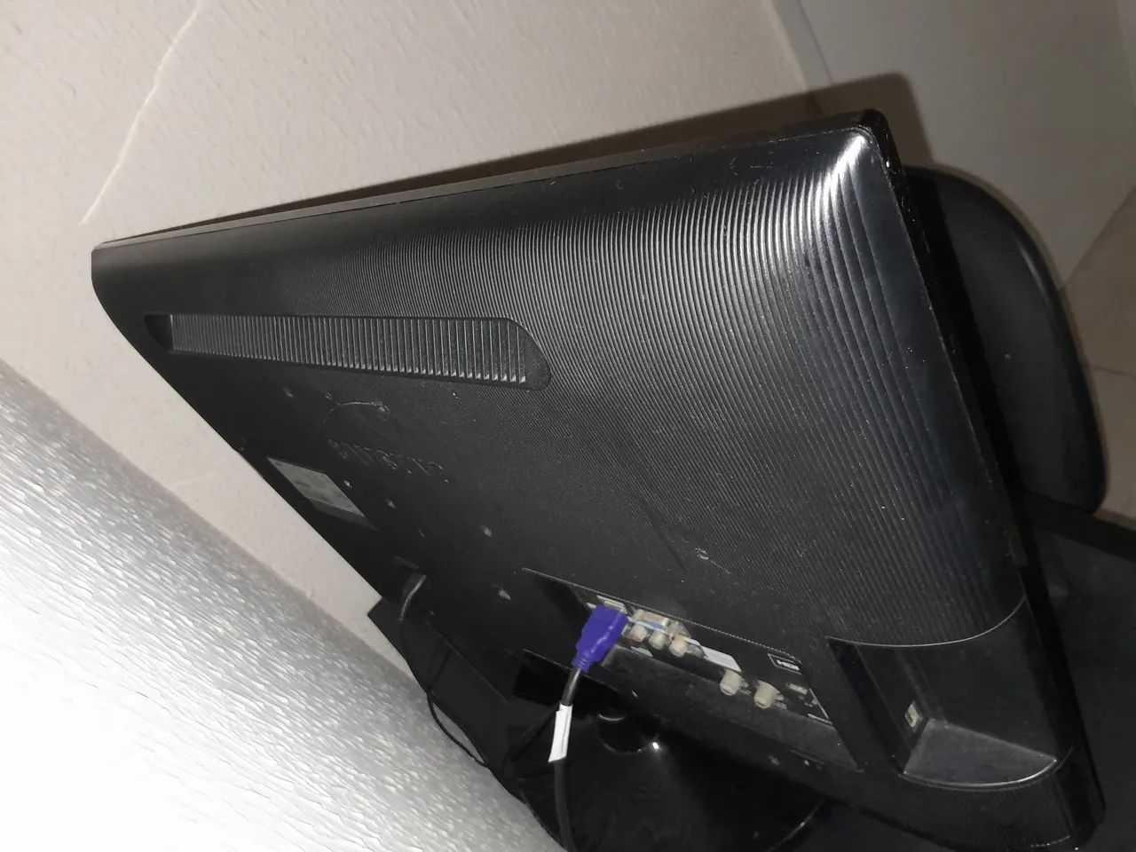 Vendo TV e computador  - Foto 4