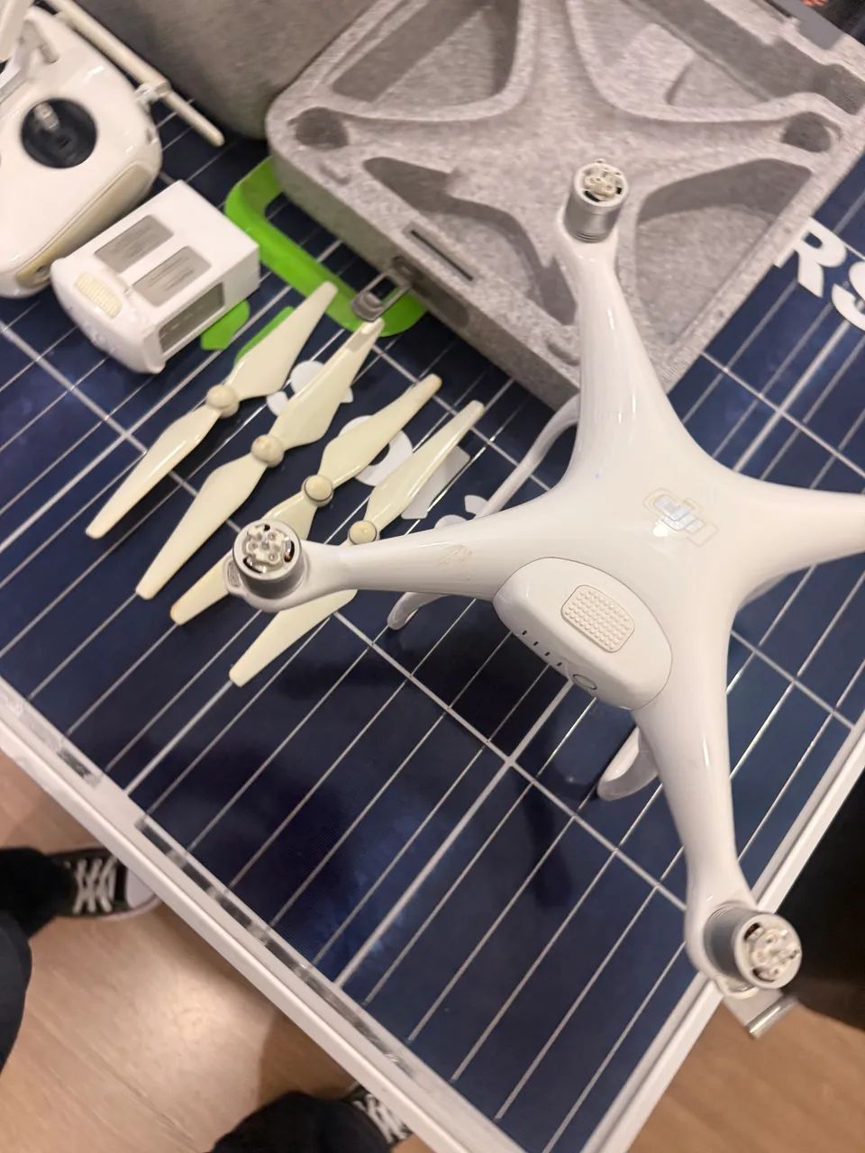 Vendo Drone Phantom 4 - Foto 5