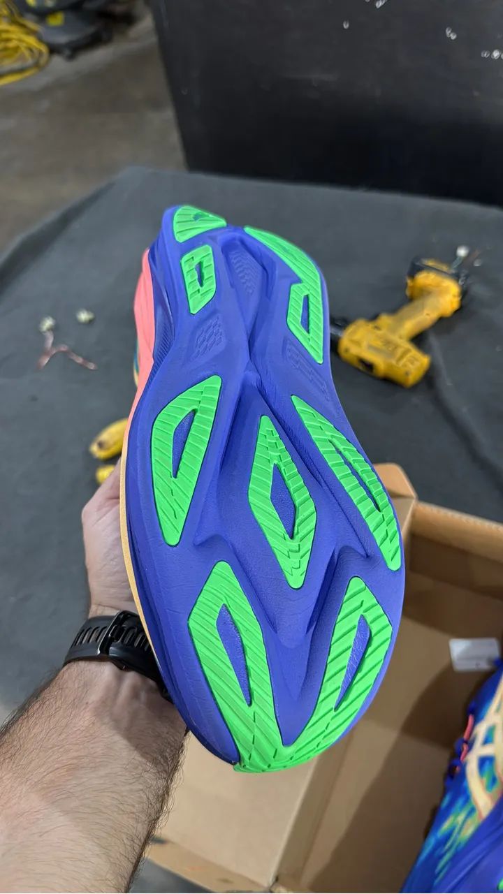 Tenis Asics Superblast 3 - Foto 3