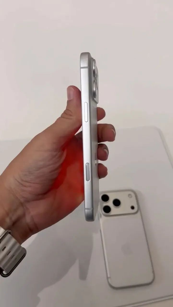 IPhone 17 Pro Max Branco - Foto 5