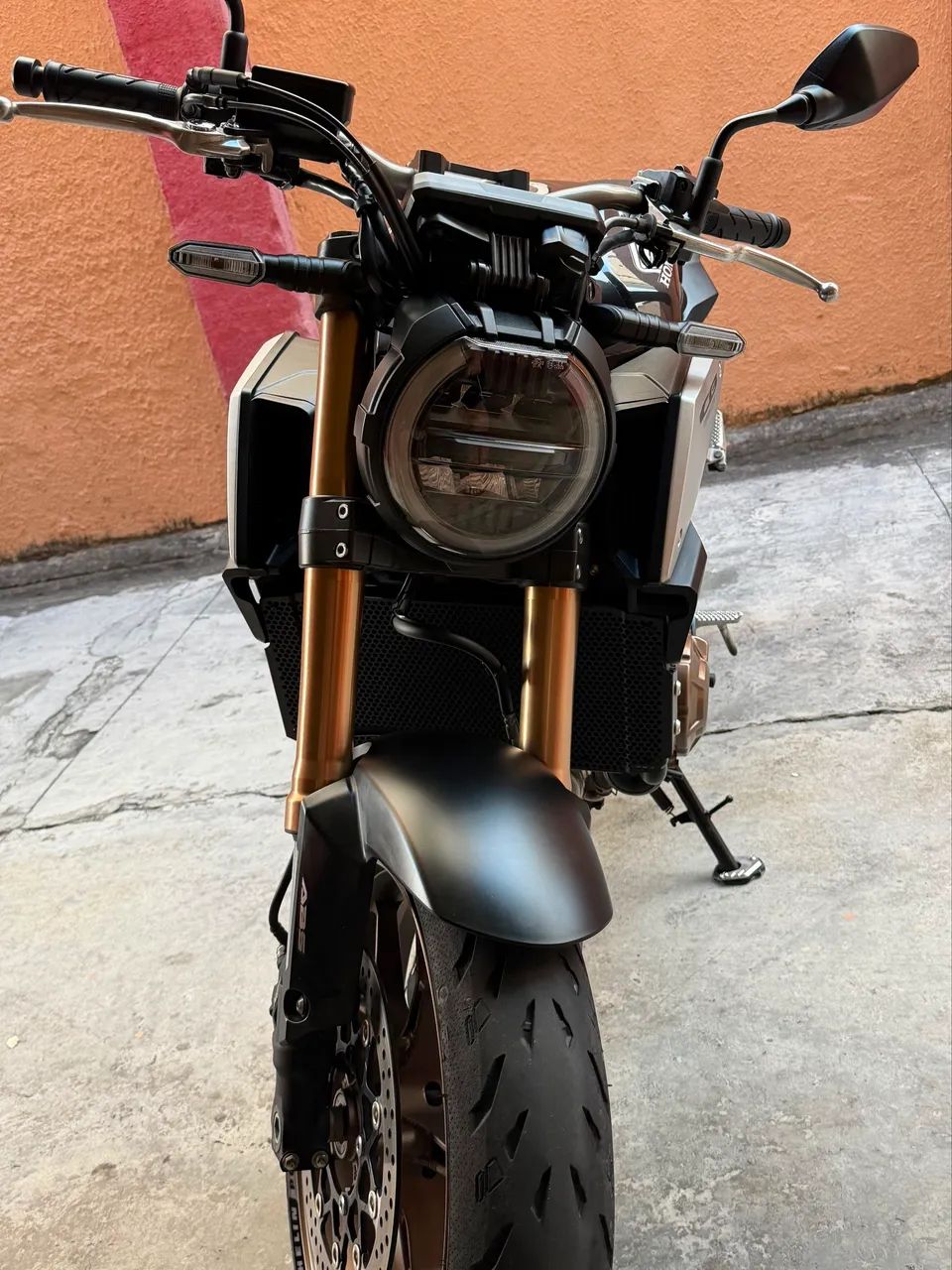 Cb650R 2023 - Foto 3