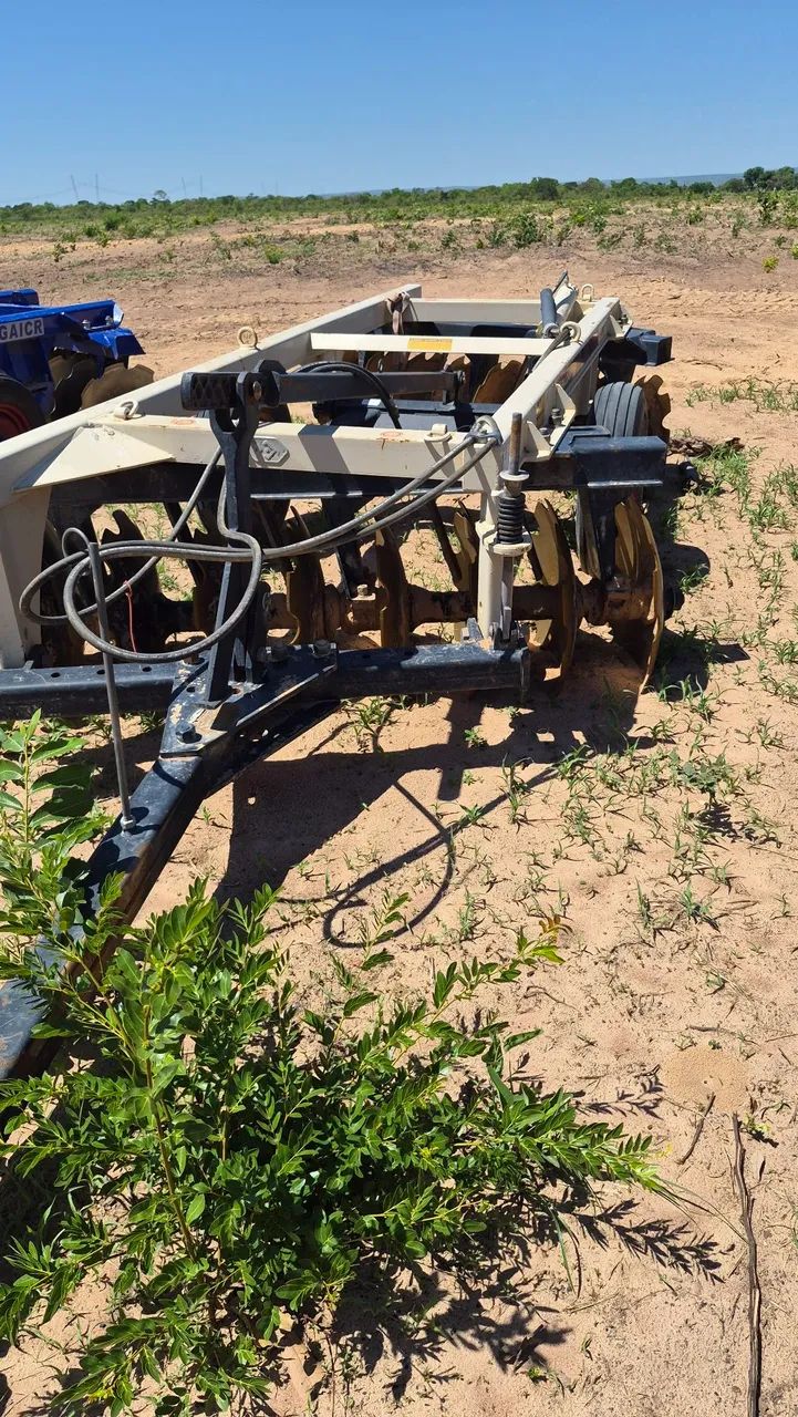 TRATOR MASSAY 4409 - Foto 5