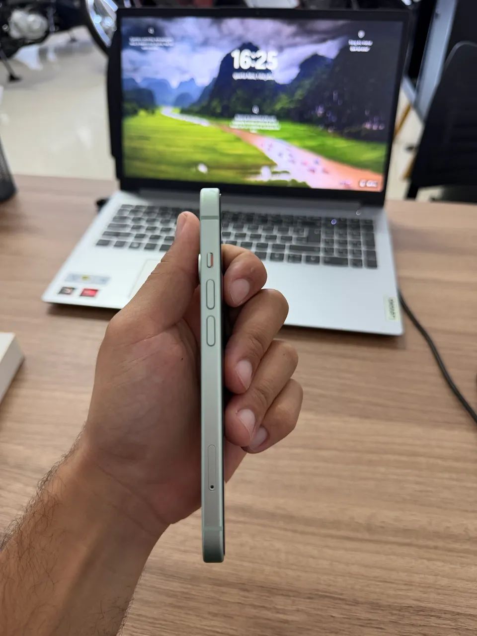 iPhone 15 /128gb  ótimo estado - Foto 5
