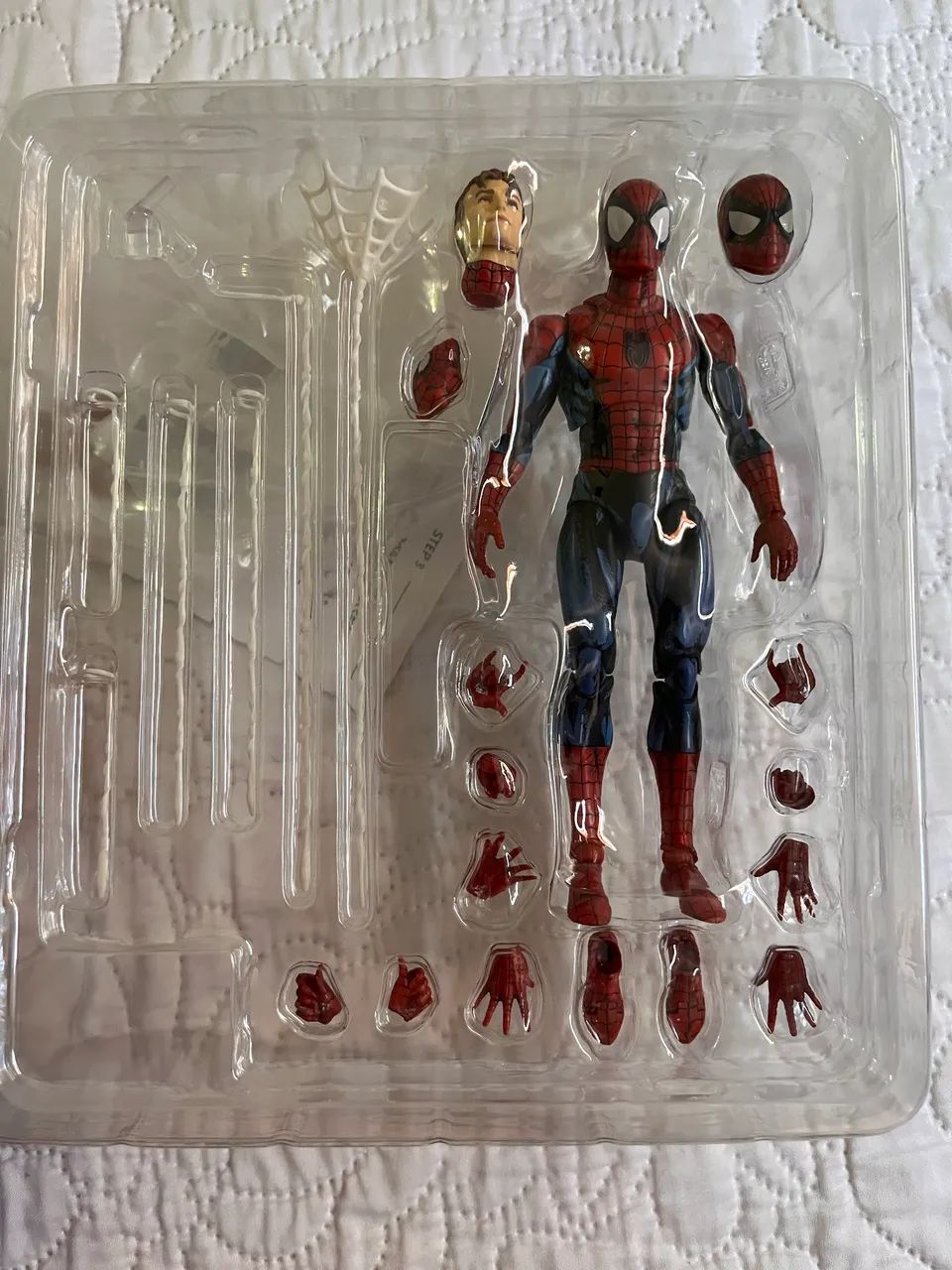 MAFEX SPIDER-MAN(COMIC Ver.) マーベル・コミック再販 Spider man mafex comic - Hobbies e coleções - Asa Sul, Brasília