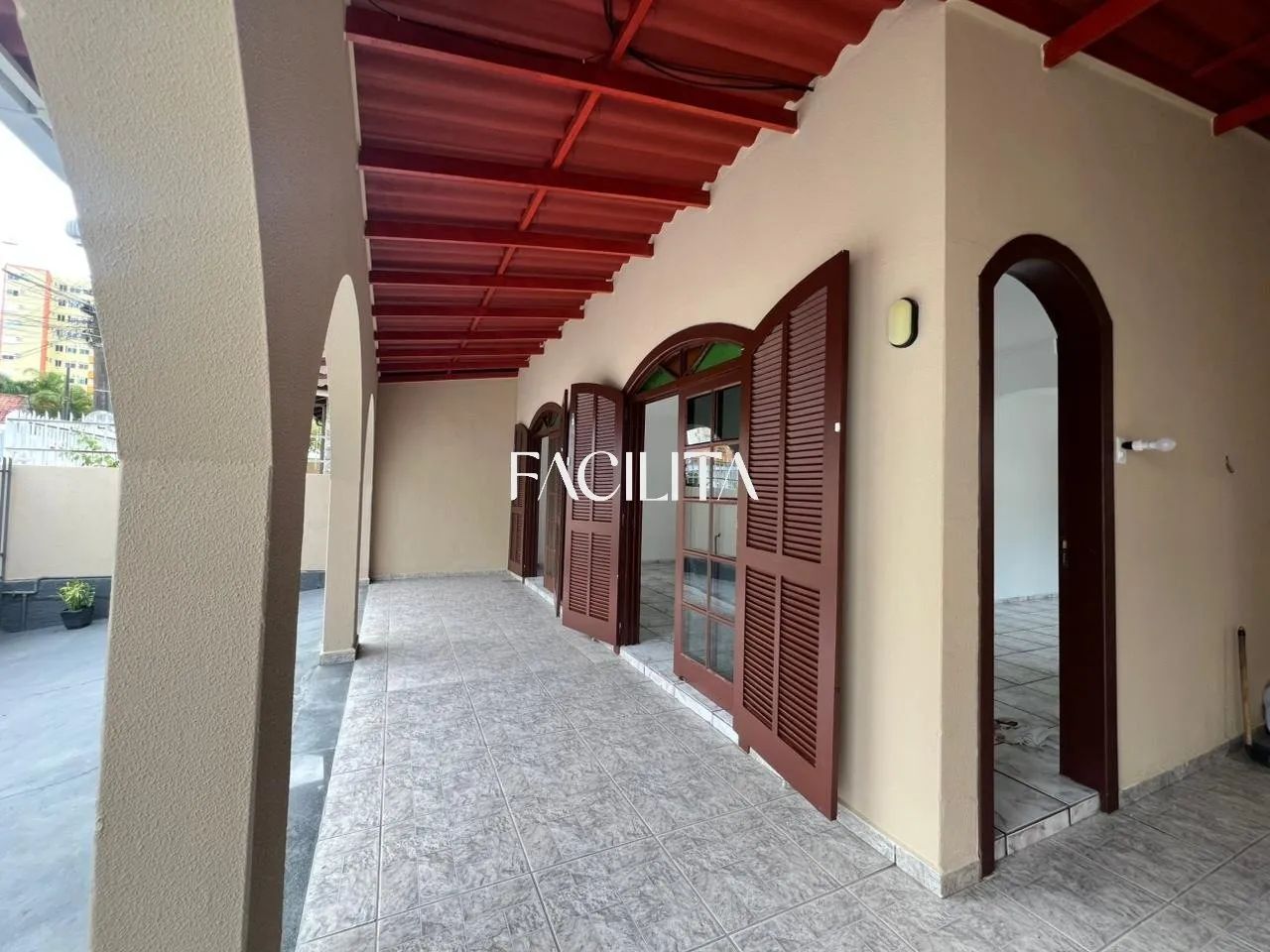 Casa com 3 quartos para locação no bairro Trindade, Florianópolis - Foto 2