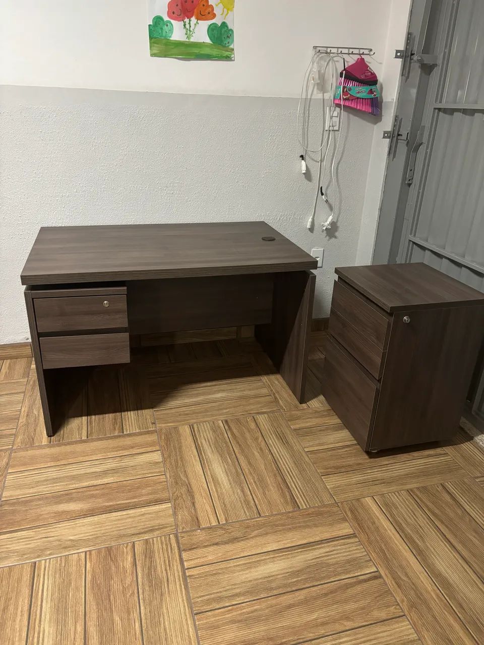 Vendo mesa para escritório usada!  - Foto 4