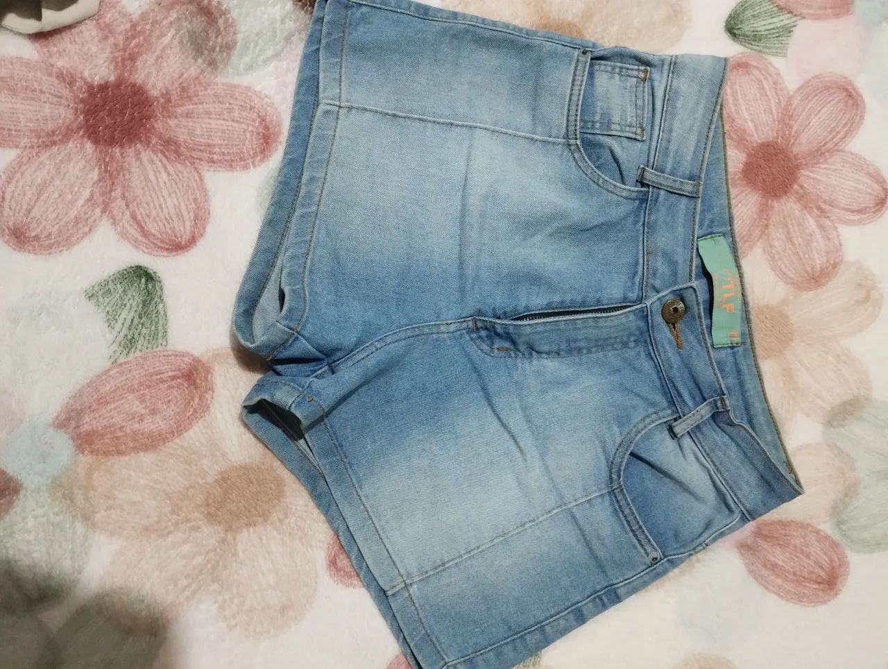 Desapego de roupas. - Foto 5