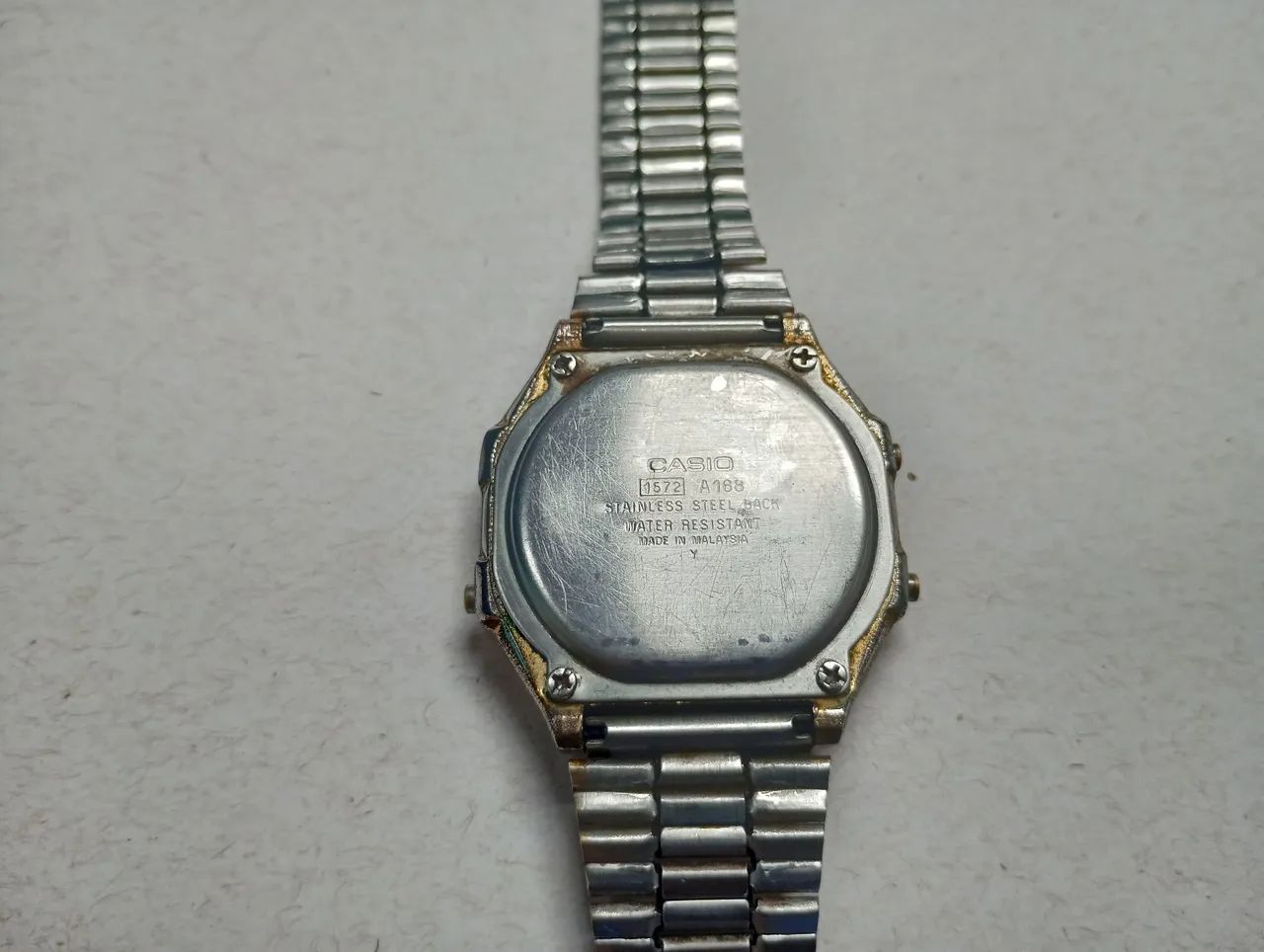 relógio casio vintage a168 dourado - Foto 2